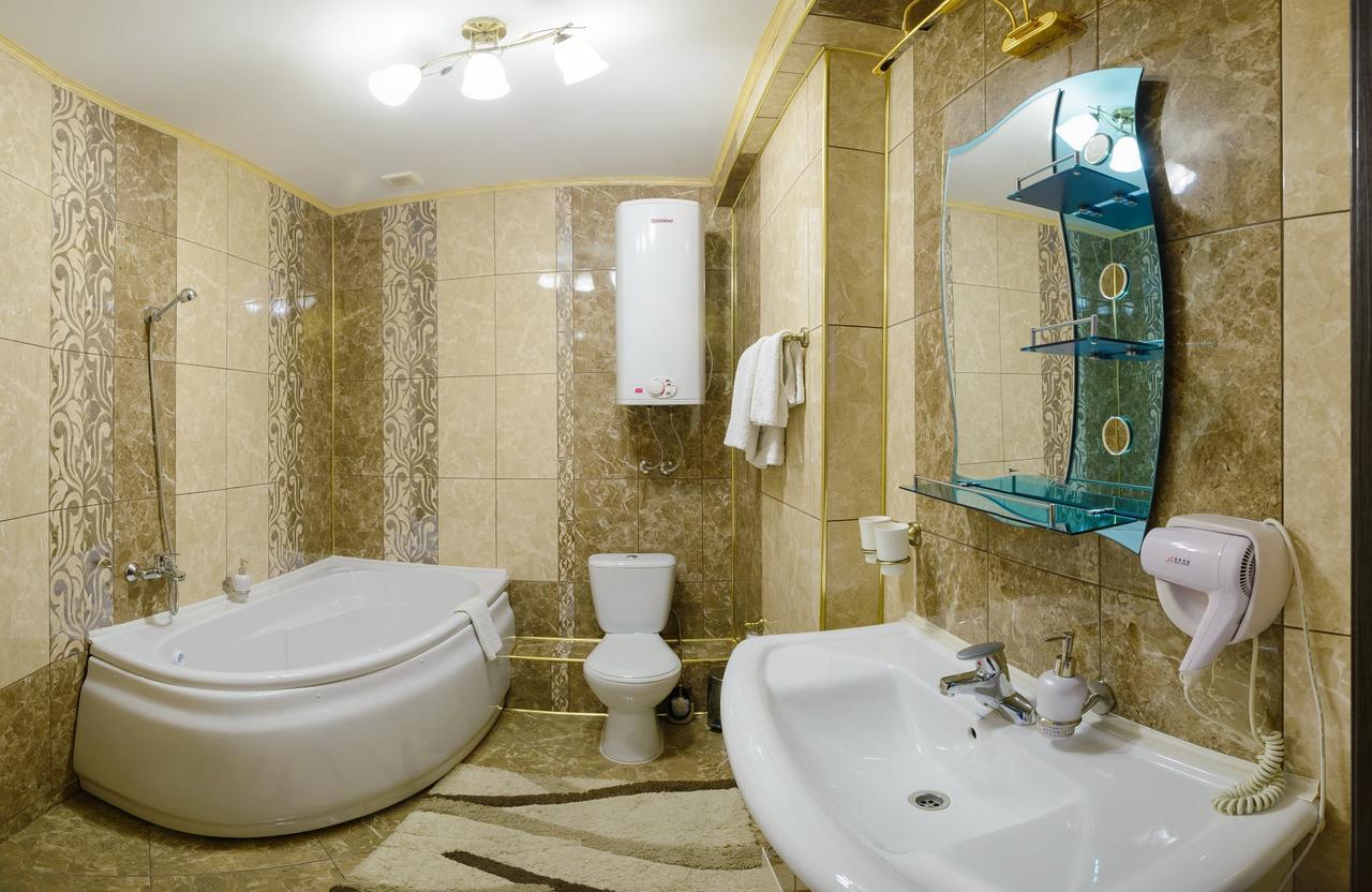 Hotel Ghostinitsa "Lina" à Petropavlovsk Extérieur photo